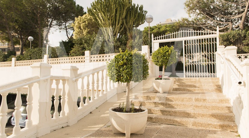 buy property playa san juan seafront apartment-32