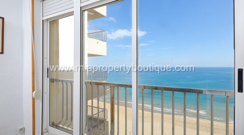 El Campello Seafront Flat for sale Costa Blanca
