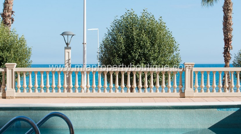 El Campello Seafront Flat for sale Costa Blanca