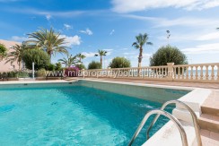 El Campello Seafront Flat for sale Costa Blanca