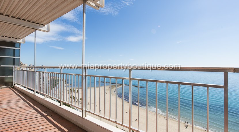 atico primera linea alicante costa blanca