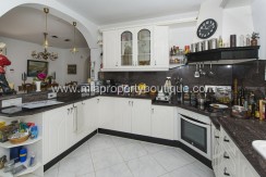 stunning villa for sale in coveta fuma