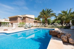 se vende chalet playa muchavista la font lyceo frances