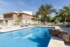 se vende chalet la font campello costa blanca