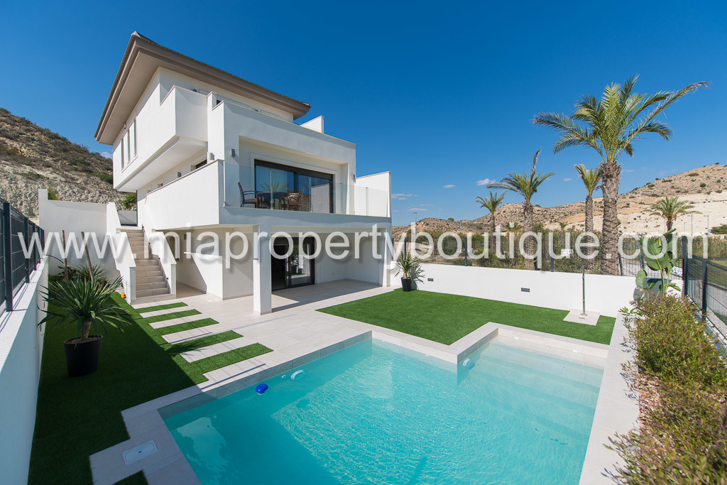 Font Del LlopGolf Villa Birdie Semi Detached