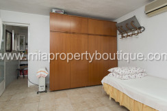 chalet con jardin piscina elche