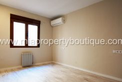 alicante city centre flat for rent