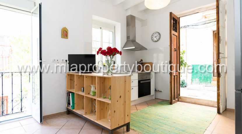 alicante santa cruz apartment for sale roof terrace castle views