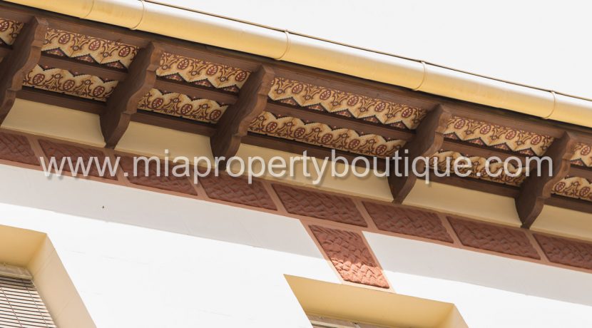 alicante city centre near market apartment for sale