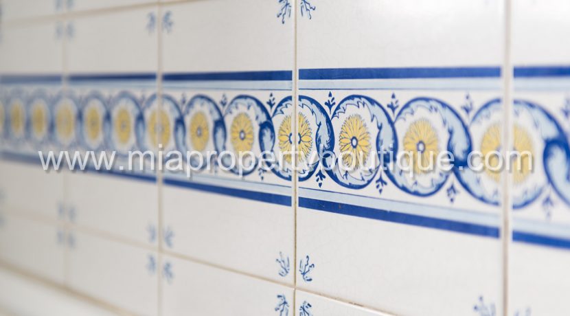 alicante city centre near market apartment for sale