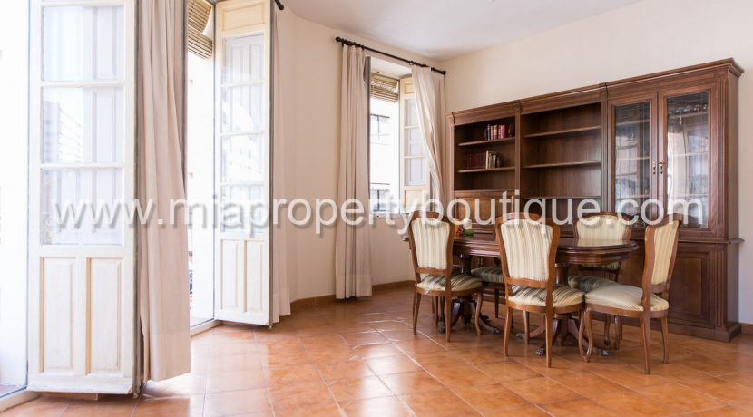 alicante city centre near market apartment for sale