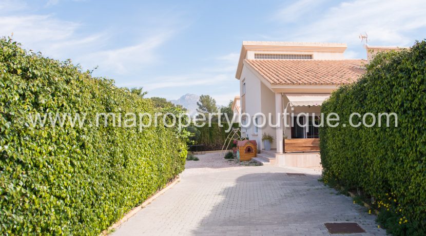 busot modern villa for sale swimming pool costa blanca