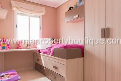 el campllo se vende piso 3 habitaciones