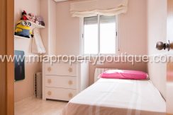 el campllo se vende piso 3 habitaciones