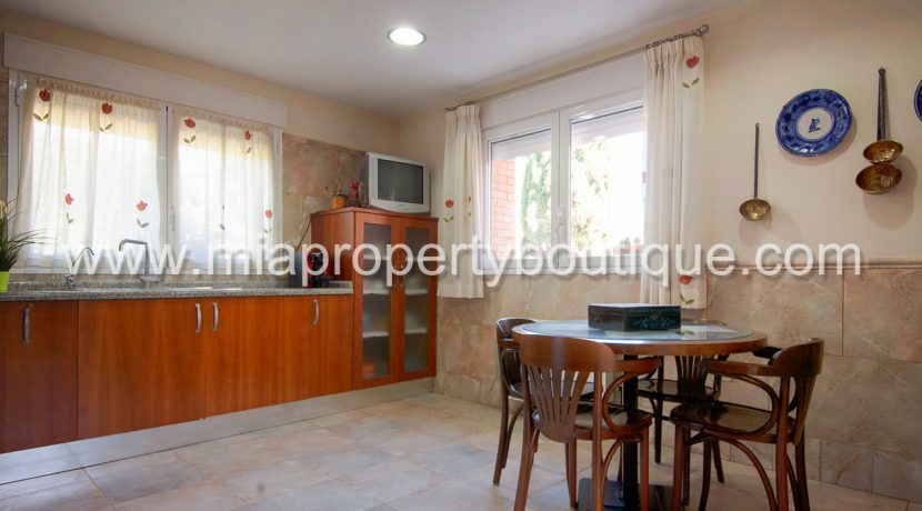 mutxamel 4 bedroom villa for sale alicante