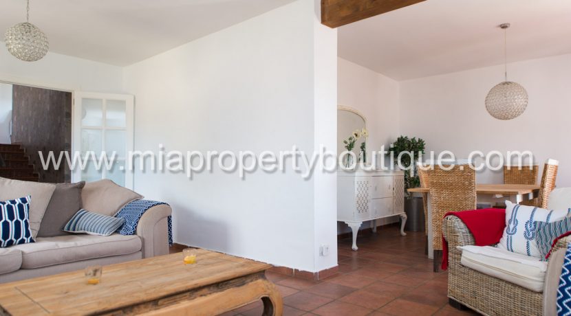 busot villa for sale mountain views