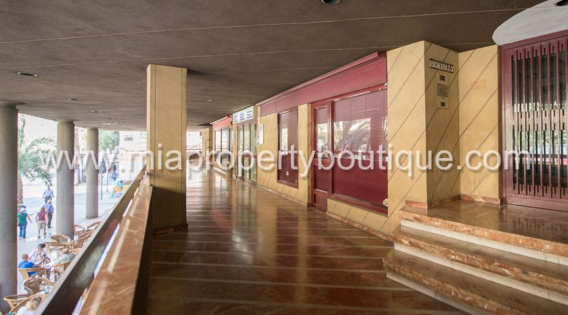 alicante city center apartment with balcony