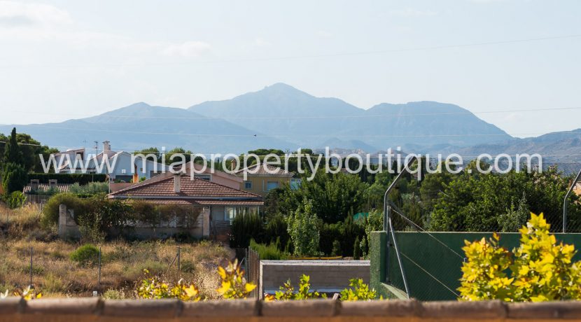 los girasoles alicante villa for sale