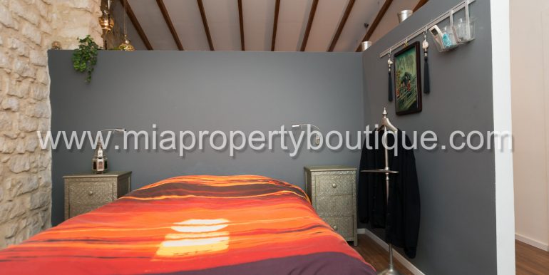 alicante city centre penthouse attic for sale with roof terrace