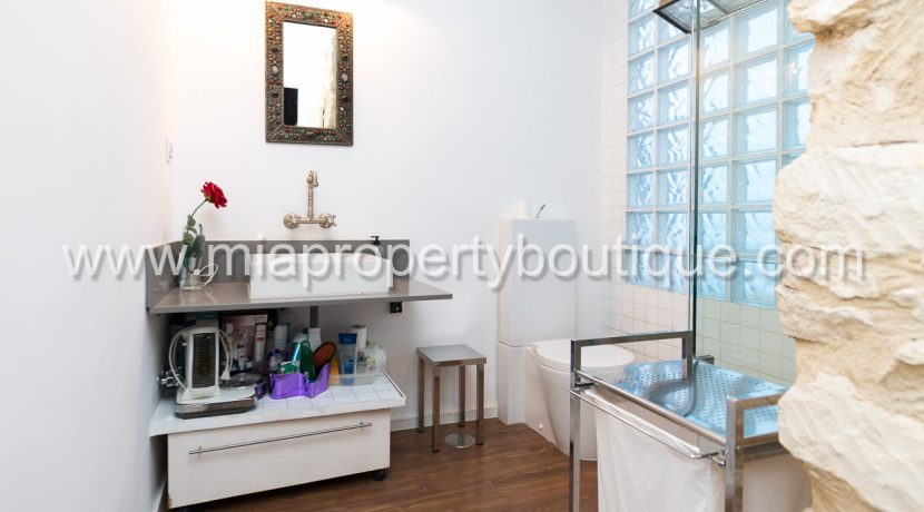 alicante city centre penthouse attic for sale with roof terrace