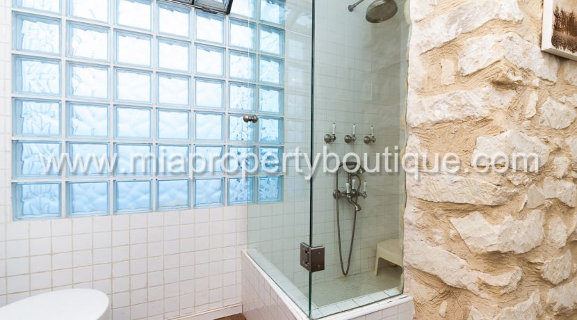 alicante city centre penthouse attic for sale with roof terrace