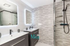 Property RS0521b
