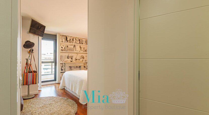 STUNNING PENTHOUSE FOR LONG-TERM RENT – PLAYA SAN JUAN, PAU 5 🌊☀️